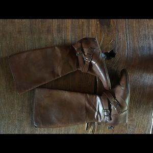 Crown Vintage Lily Boots